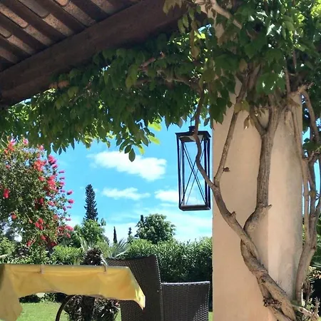 D' Avec Piscine Dans * Антіб